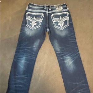 Like new Men’s Rock Revival Jeans